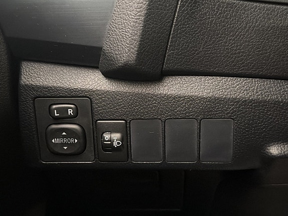 Toyota Auris 28 of 29