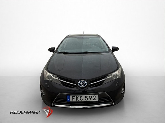 Toyota Auris 4 of 29
