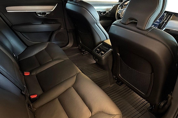 Volvo V90 18 of 24