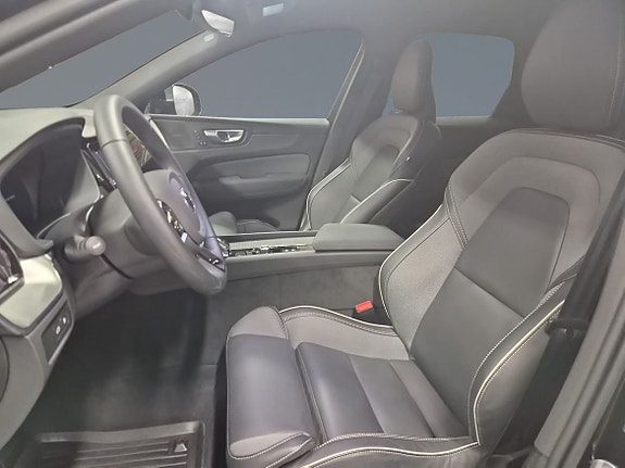 Volvo XC60 6 of 13