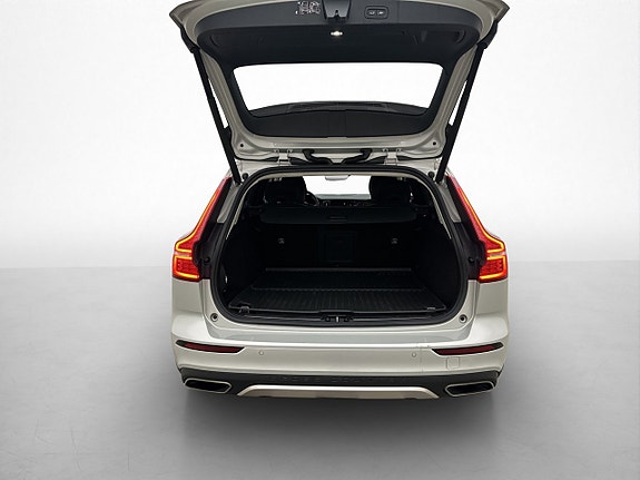 Volvo V60 Cross Country 19 of 30