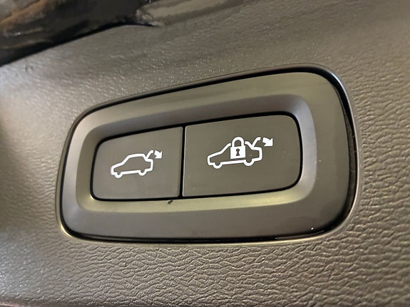 Volvo V60 11 of 21