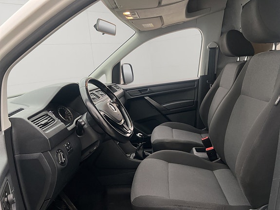 Volkswagen Caddy Maxi 16 of 29