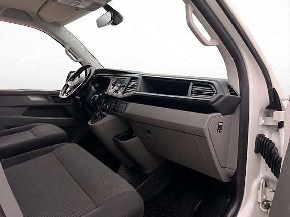 Volkswagen Transporter 26 of 30