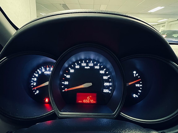 Kia Rio 13 of 18