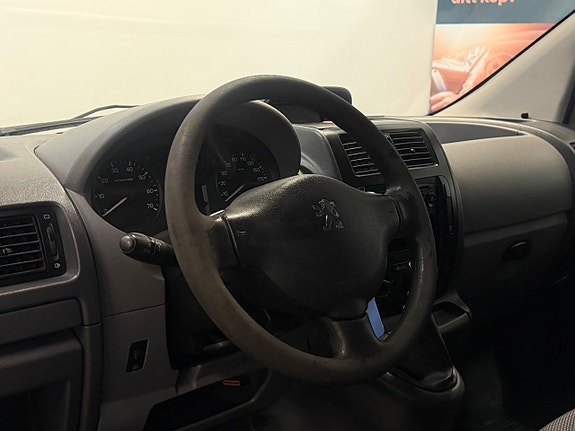 Peugeot Expert 16 of 24