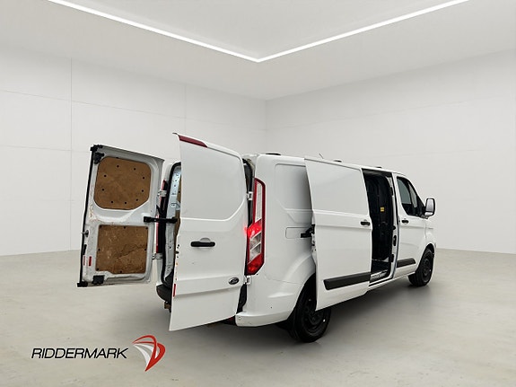 Ford Transit Custom 12 of 28