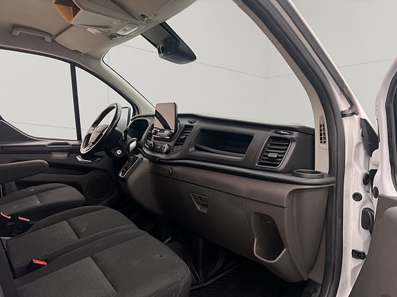 Ford Transit Custom 24 of 28