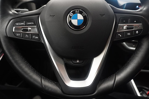 BMW 320d 13 of 15