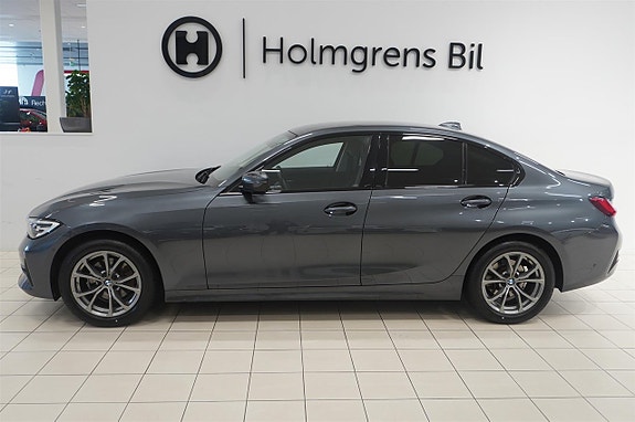 BMW 320d 3 of 15