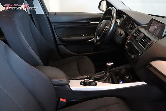 BMW 116i 13 of 16