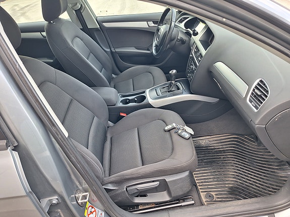 Audi A4 6 of 13