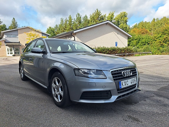 Audi A4 2 of 13