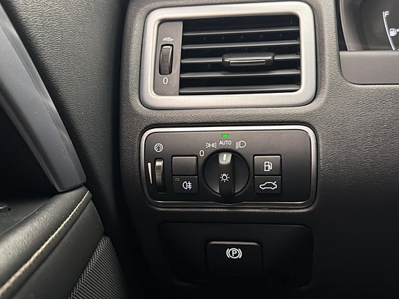 Volvo XC70 21 of 25