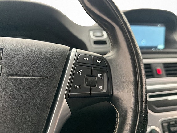 Volvo XC70 17 of 25