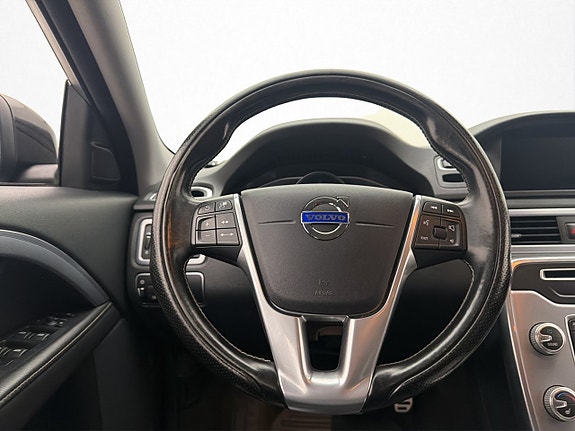 Volvo XC70 11 of 25