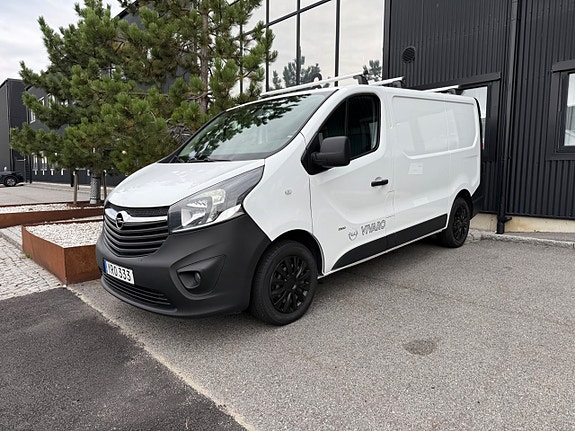 Opel Vivaro 3 of 18