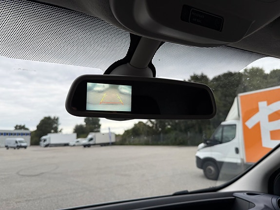 Opel Vivaro 18 of 18