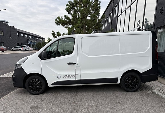 Opel Vivaro 5 of 18