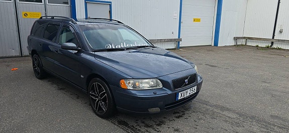 V70 2.4 a-traktor nyreggad facelift automat 2 of 8