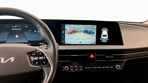 Kia EV6 11 of 12