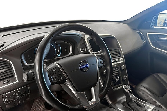 Volvo XC60 12 of 18