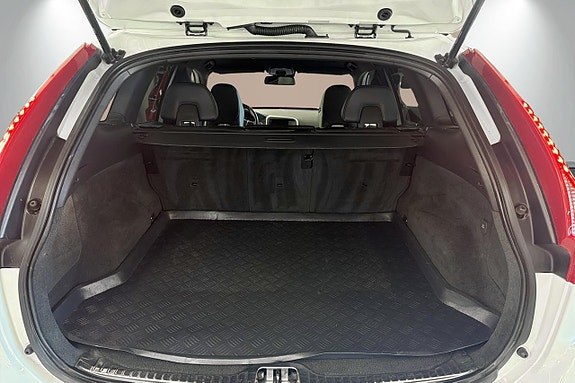 Volvo XC60 17 of 18
