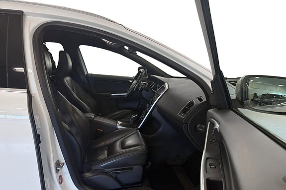 Volvo XC60 14 of 18