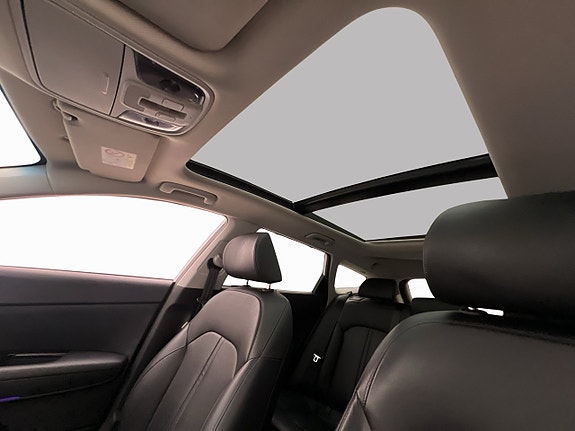 Kia Optima 13 of 30