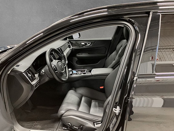 Volvo V60 5 of 10
