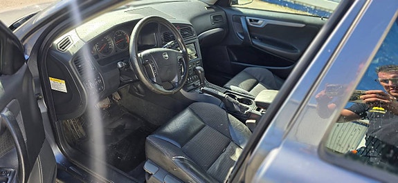 Volvo V70 5 of 6