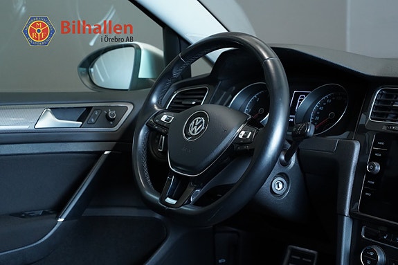 Volkswagen Golf Alltrack 15 of 25