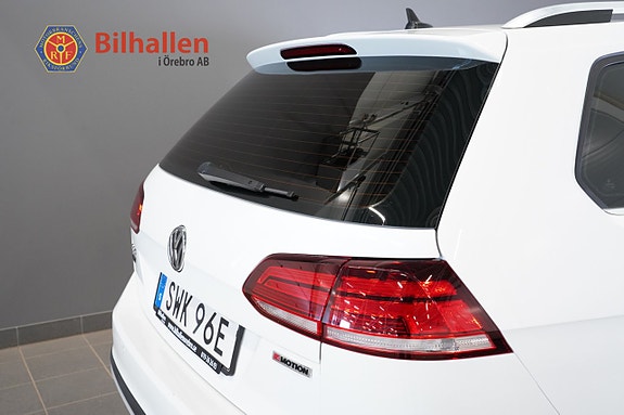 Volkswagen Golf Alltrack 9 of 25