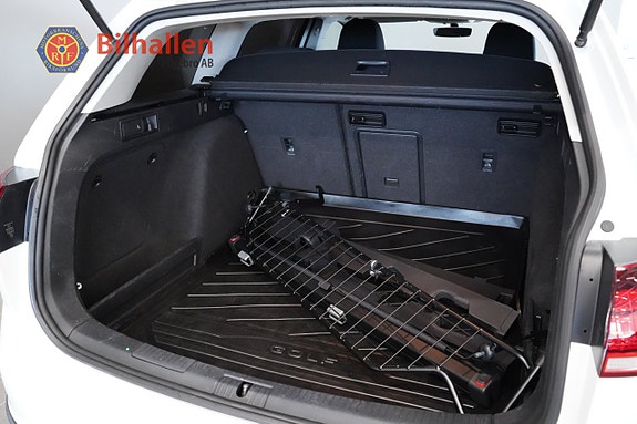Volkswagen Golf Alltrack 10 of 25
