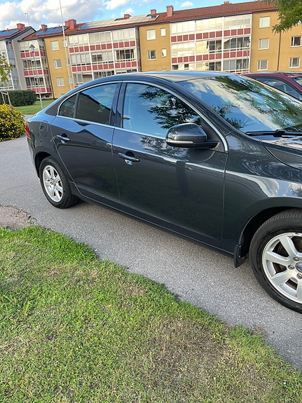 Volvo S60 6 of 6