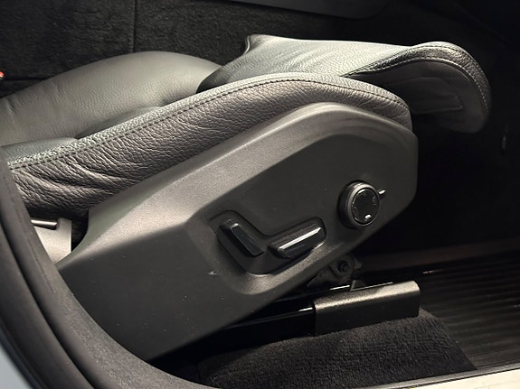 Volvo XC60 29 of 30