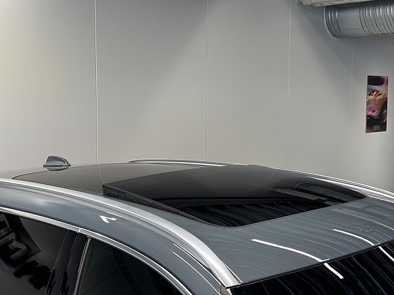 Volvo XC60 7 of 30
