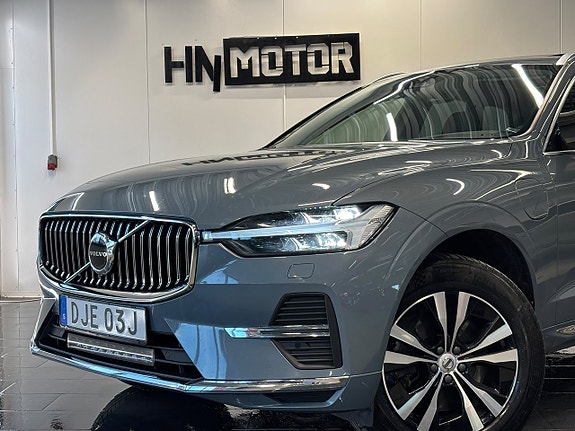 Volvo XC60 2 of 30