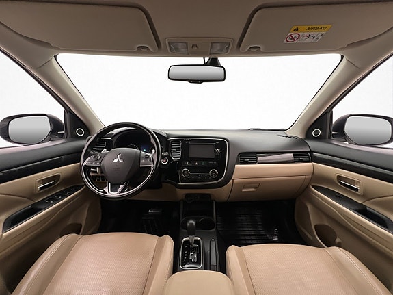 Mitsubishi Outlander 14 of 30