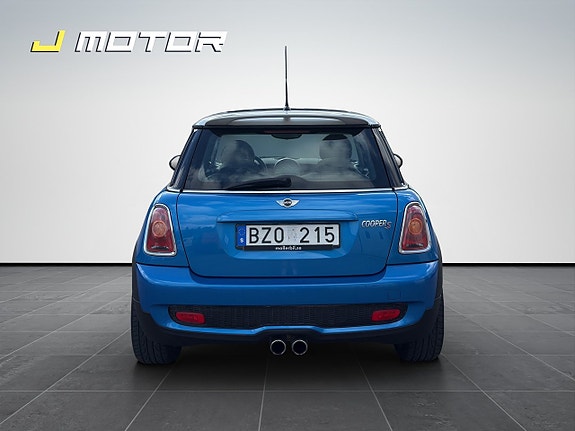 MINI Cooper S 4 of 14