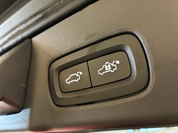 Volvo V90 10 of 21