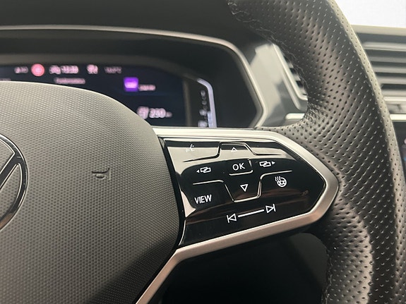 Volkswagen Tiguan 26 of 30