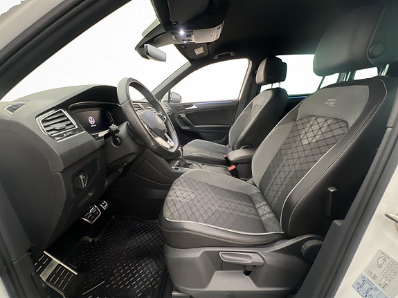 Volkswagen Tiguan 11 of 30