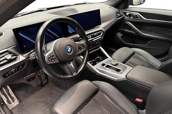 BMW i4 10 of 14