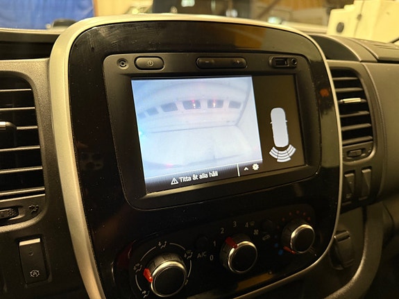 Renault Trafic 15 of 20