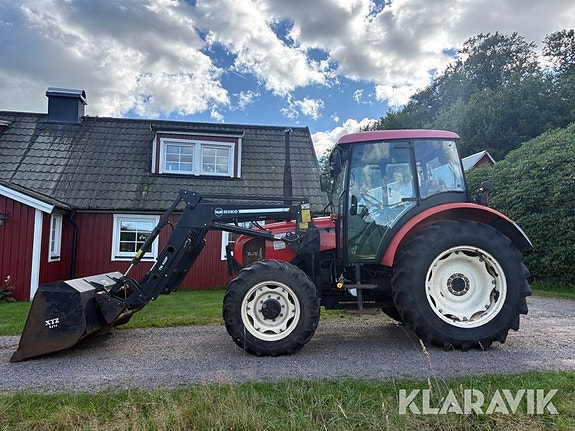 Traktor Zetor 4341 med frontlastare 2 of 6