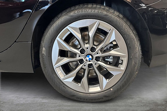 BMW 120 14 of 17