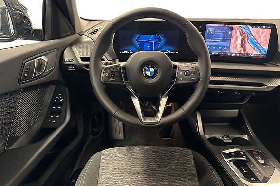 BMW 120 9 of 17