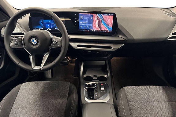 BMW 120 8 of 17