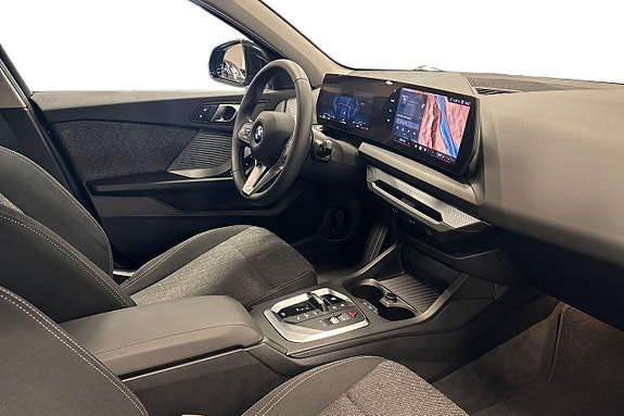 BMW 120 6 of 17